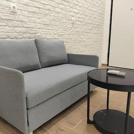 The White Loft - Explore Center By Foot سالونيك
